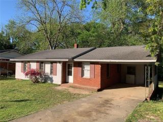 Foreclosed Home - 719 ODOM DR, 28304