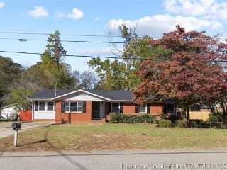 Foreclosed Home - 1902 GLENWICK DR, 28304