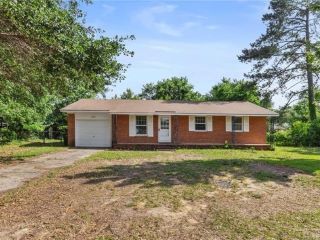 Foreclosed Home - 4802 EAGLE CT, 28304