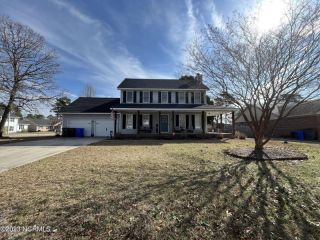 Foreclosed Home - 1701 EMPRESS LN, 28304