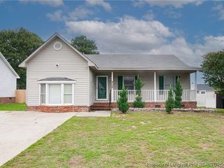 Foreclosed Home - 4922 SHIMMER DR, 28304