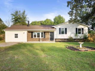 Foreclosed Home - 2223 WINGATE RD, 28304