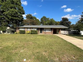 Foreclosed Home - 2002 SHILOH DR, 28304