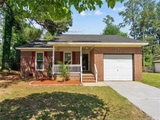 Foreclosed Home - 2613 SEDGEFIELD DR, 28306