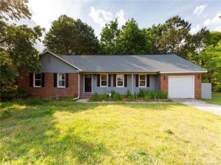 Foreclosed Home - 866 WHISPERING PINES RD, 28311