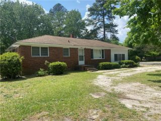 Foreclosed Home - 3523 ROSEHILL RD, 28311