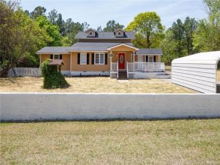 Foreclosed Home - 1554 COLONIAL PARK DR, 28311