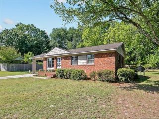 Foreclosed Home - 3435 MCCHOEN DR, 28311