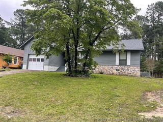Foreclosed Home - 3923 FOSTER DR, 28311