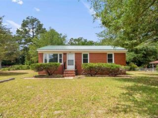 Foreclosed Home - 1543 MCARTHUR RD, 28311