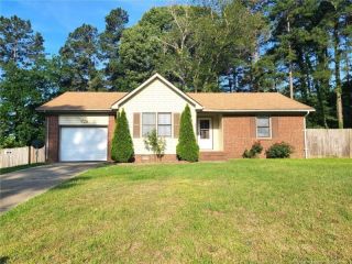 Foreclosed Home - 940 WINTERBERRY DR, 28314