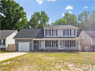 Foreclosed Home - 9732 GOODEN DR, 28314