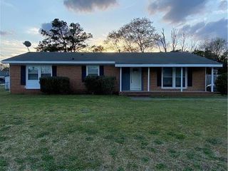 Foreclosed Home - 736 GLENSFORD DR, 28314