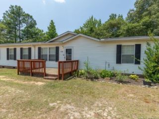 Foreclosed Home - 250 RED BIRD DR, 28326