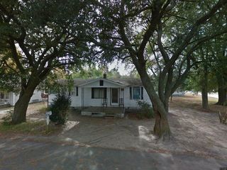 Foreclosed Home - 711 MARTIN ST, 28337