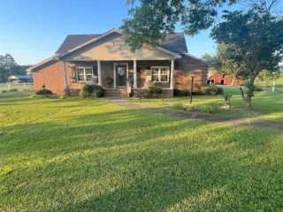 Foreclosed Home - 1165 COWPEN SWAMP RD, 28340