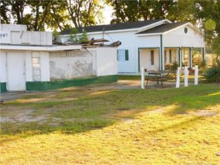 Foreclosed Home - 3671 US HIGHWAY 301 S, 28340