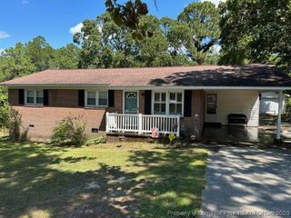 Foreclosed Home - 1206 ROLLINS AVE, 28345