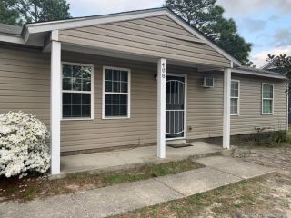 Foreclosed Home - 408 SHEILA ST, 28348