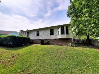 Foreclosed Home - 6224 HEDINGHAM DR, 28348