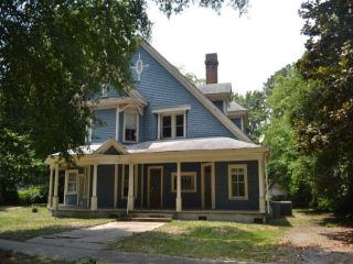 Foreclosed Home - 305 MCLAURIN AVE, 28352