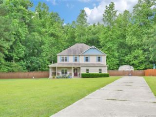 Foreclosed Home - 8601 SWEETFLAG CT, 28356