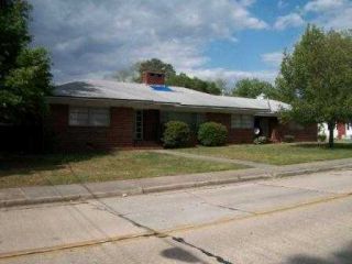 Foreclosed Home - 821 E 7TH ST, 28358