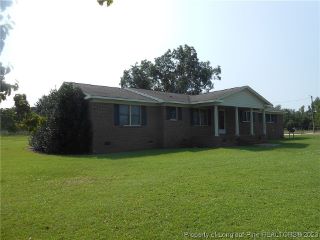 Foreclosed Home - 4017 WIRE GRASS RD, 28369