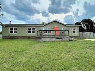 Foreclosed Home - 141 STYLE DR, 28371
