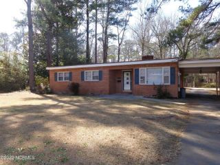 Foreclosed Home - 425 ELIZABETH AVE, 28379