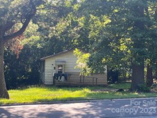 Foreclosed Home - 224 S LONG DR, 28379