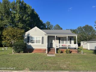 Foreclosed Home - 245 AIRPORT RD, 28379