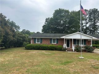 Foreclosed Home - 944 GREAT MARSH CHURCH RD, 28384
