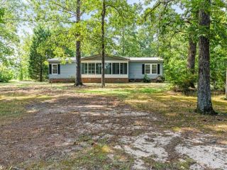 Foreclosed Home - 2695 BETHEL BAPTIST RD, 28390