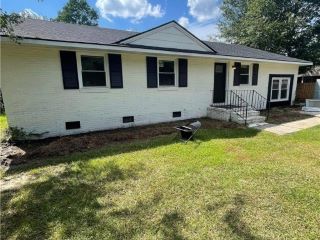 Foreclosed Home - 3013 HUNTLEY ST, 28390