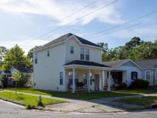 Foreclosed Home - 1224 S 7TH ST, 28401
