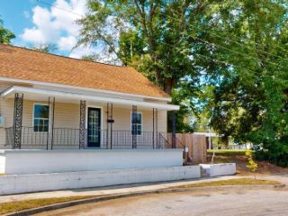 Foreclosed Home - 1305 N 8TH ST, 28401