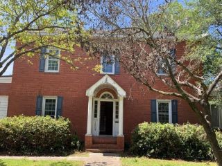 Foreclosed Home - 1924 Wrightsville Ave, 28403