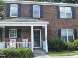 Foreclosed Home - 5033 LAMPOST CIR, 28403
