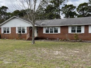 Foreclosed Home - 5029 CLEAR RUN DR, 28403