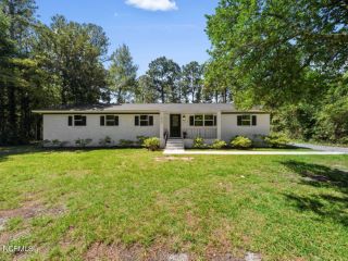 Foreclosed Home - 422 CARL ST, 28403