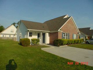 Foreclosed Home - 401 SAINT ROSEA RD, 28405
