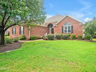 Foreclosed Home - 3840 DAPHINE DR, 28409