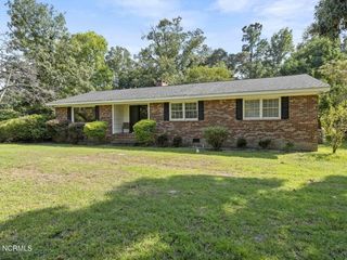Foreclosed Home - 3735 SCOTTS HILL LOOP RD, 28411