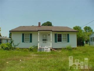 Foreclosed Home - 206 W BRIDGERS ST, 28425