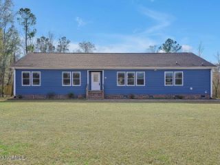 Foreclosed Home - 208 OLA BELLE RD, 28425