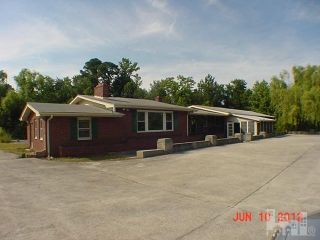 Foreclosed Home - 4247 CASTLE HAYNE RD, 28429