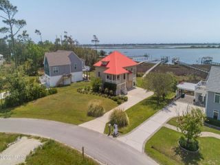 Foreclosed Home - 203 TOPSAIL WATCH DR, 28443