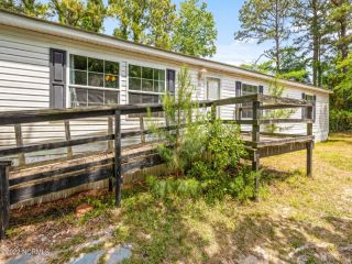 Foreclosed Home - 101 OLD FARM RD, 28443