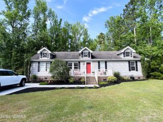 Foreclosed Home - 544 GROVES POINT DR, 28443